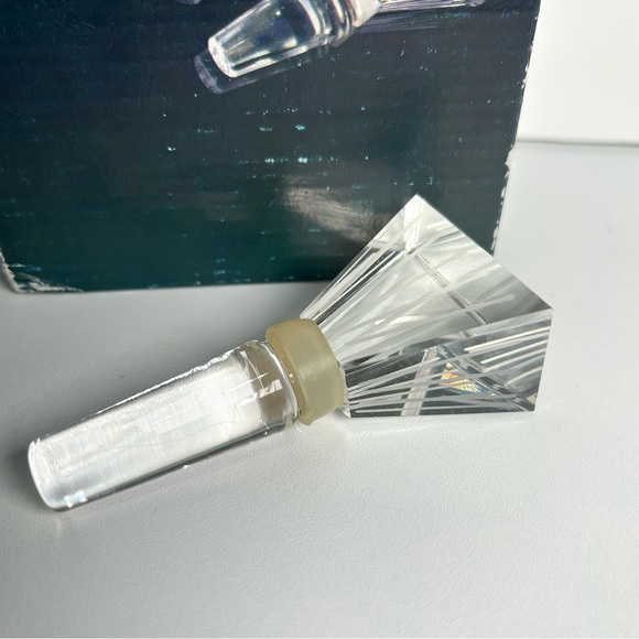 Mikasa CHEERS Lead Crystal Bottle Stopper Etched Lines Diamond Shaped Top NWOT - Picture 3 of 5